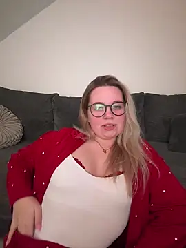 miialive online show from April 2026 07:22:01 PM