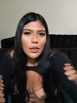 Snapshot of aleenavarro chatting on June 2026 09:38:01 PM aleenavarro online show from June 2026 09:38:01 PM