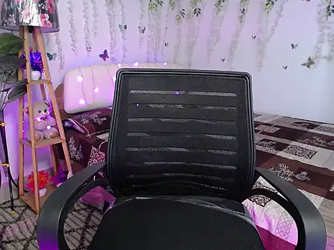 Naughty Stripgirl0 online show from April 2026 07:44:01 AM