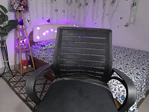 Naughty Stripgirl0 online show from May 2026 04:56:02 PM