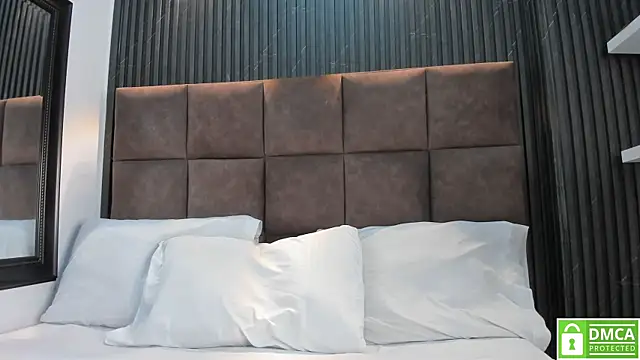 Debora Blaze  online show from April 2026 08:28:02 PM