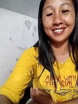 Snapshot of Lisa-aa chatting on May 2026 10:39:01 PM Lisa-aa online show from May 2026 10:39:01 PM