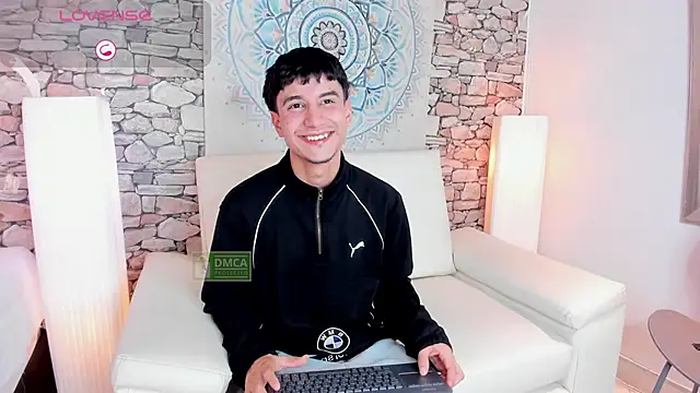 Snapshot of Taylor_Brooks chatting on May 2026 06:15:02 PM Taylor Brooks online show from May 2026 06:15:02 PM