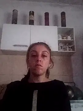 Snapshot of Skinnygirljulie chatting on April 2026 09:26:01 PM Skinnygirljulie online show from April 2026 09:26:01 PM