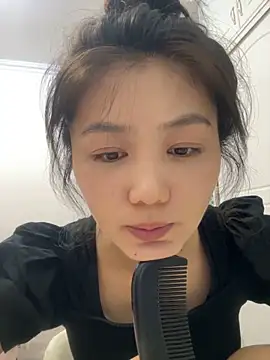 Snapshot of Shanshan_1267 chatting on May 2026 02:11:01 PM Shanshan 1267 online show from May 2026 02:11:01 PM