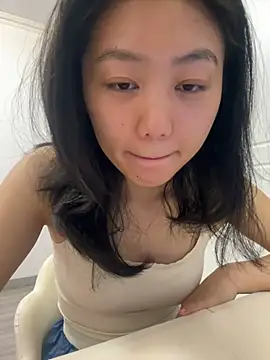 Snapshot of Shanshan_1267 chatting on May 2026 02:23:02 PM Shanshan 1267 online show from May 2026 02:23:02 PM