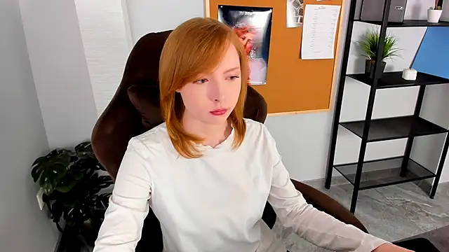 CherryCrushLove online show from April 2026 05:55:01 AM