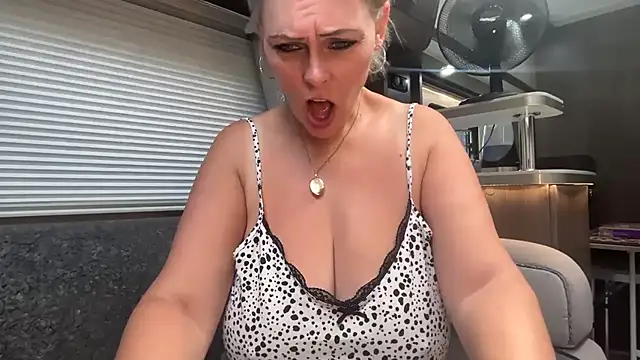 BustySwingingSlut online show from July 2026 09:48:01 AM