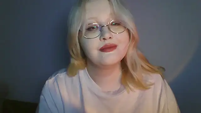 Elayne Sweet online show from June 2026 06:03:01 AM