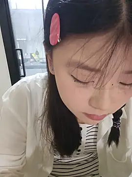 mianmian-666 online show from May 2026 01:51:02 PM