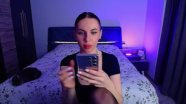 Sour Berry  online show from April 2026 03:25:02 PM