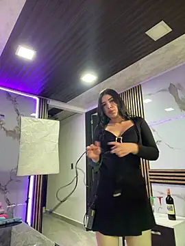 ELA TAY1 online show from May 2026 04:23:02 PM