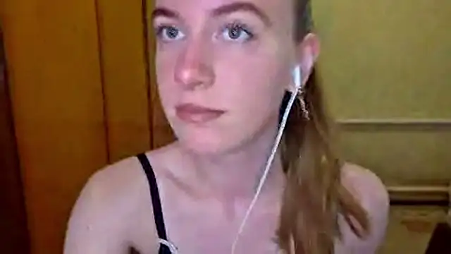 DonnaKuc online show from May 2026 06:08:01 AM