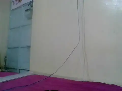 Thandiwe2003 online show from April 2026 11:27:02 AM