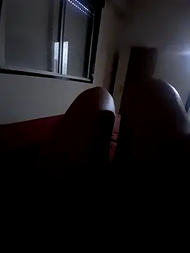 Carolina25   online show from April 2026 09:23:01 PM