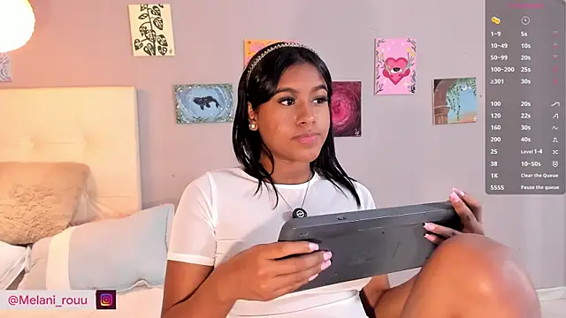 Snapshot of Melaniaa_Roussee chatting on April 2026 12:24:02 AM Melaniaa Roussee online show from April 2026 12:24:02 AM