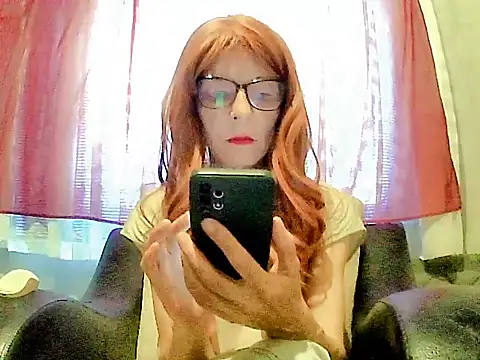 Snapshot of Marta_milf chatting on April 2026 11:29:02 AM Marta milf online show from April 2026 11:29:02 AM