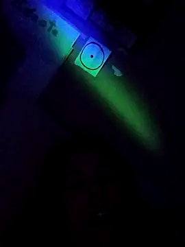 Snapshot of Aurora-Luz chatting on April 2026 10:15:02 AM Aurora-Luz online show from April 2026 10:15:02 AM