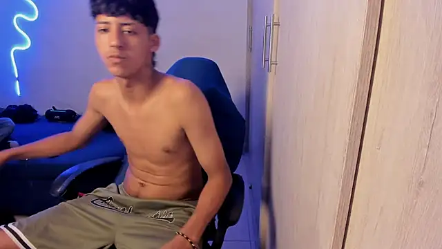 dante martinez online show from April 2026 07:23:02 PM