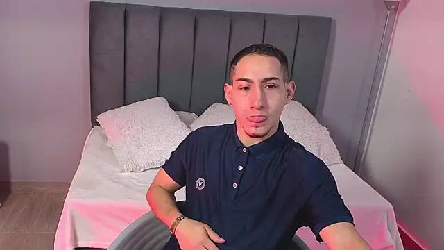 jhan vassilis online show from April 2026 11:51:02 AM