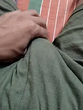 Daddy 004   online show from April 2026 02:03:02 PM