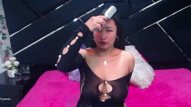 SalmaSantos  online show from May 2026 02:29:02 AM