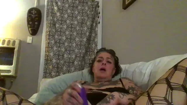 Snapshot of Kitty_bang chatting on May 2026 01:56:01 AM Kitty bang online show from May 2026 01:56:01 AM