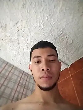 Snapshot of Krill2905 chatting on April 2026 08:07:02 PM Krill2905 online show from April 2026 08:07:02 PM