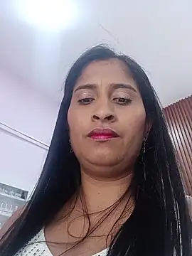SofiaMendez1  online show from April 2026 06:25:01 PM