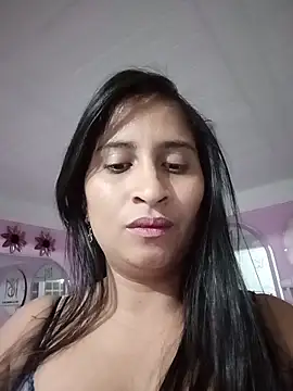 Snapshot of SofiaMendez1_ chatting on May 2026 02:53:01 AM SofiaMendez1 online show from May 2026 02:53:01 AM