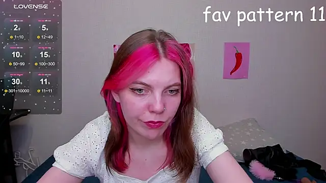 Marie Reyess online show from July 2026 12:33:02 PM