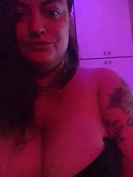 Jasmynehot online show from July 2026 01:49:01 PM