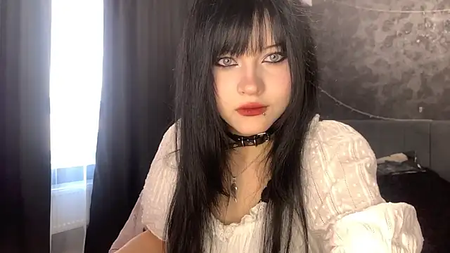 EmilyEmbears online show from April 2026 05:57:01 AM
