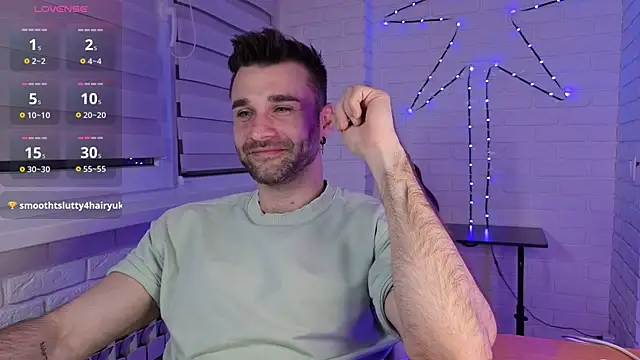 Snapshot of DaddySlava chatting on May 2026 08:14:02 PM DaddySlava online show from May 2026 08:14:02 PM