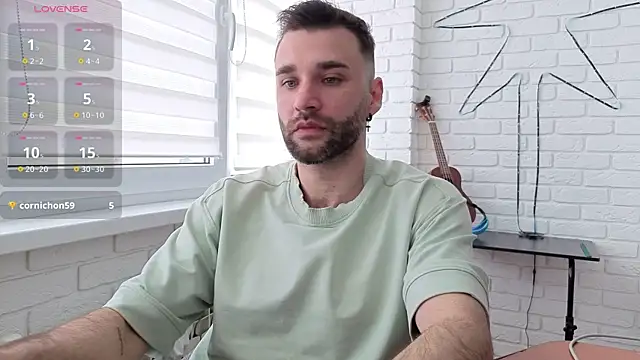 Snapshot of DaddySlava chatting on June 2026 06:59:01 AM DaddySlava online show from June 2026 06:59:01 AM