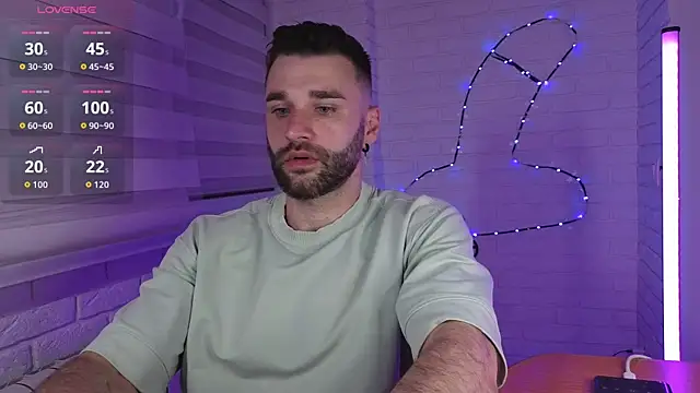 Snapshot of DaddySlava chatting on June 2026 06:54:02 PM DaddySlava online show from June 2026 06:54:02 PM