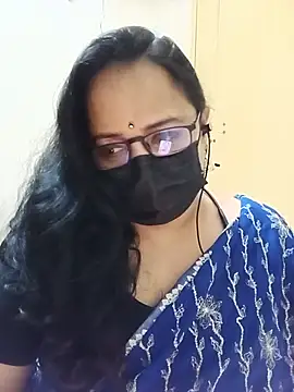 Snapshot of monisha_cam chatting on June 2026 06:20:01 PM monisha cam online show from June 2026 06:20:01 PM