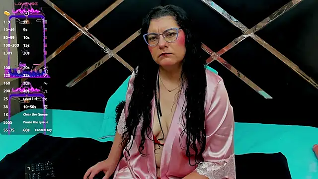 Lila Horney online show from April 2026 12:21:01 PM