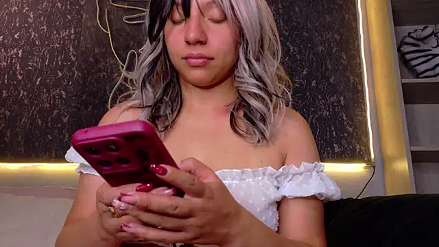 Snapshot of Saraa_love_ chatting on July 2026 06:58:02 PM Saraa love online show from July 2026 06:58:02 PM