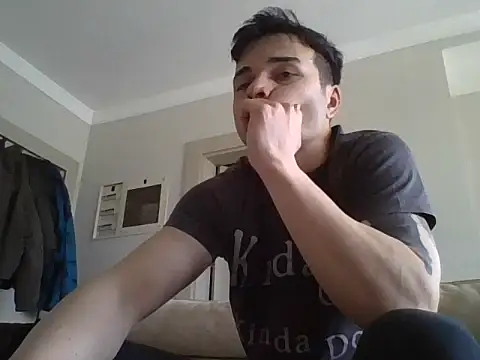 Snapshot of Hayat2Bilet chatting on April 2026 01:38:01 PM Hayat2Bilet online show from April 2026 01:38:01 PM