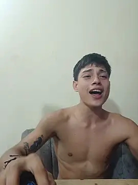 Snapshot of Thebestboyhot chatting on July 2026 12:37:02 AM Thebestboyhot online show from July 2026 12:37:02 AM