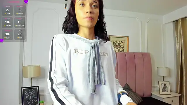 Snapshot of Alexa_fox669 chatting on June 2026 01:10:02 PM Alexa fox669 online show from June 2026 01:10:02 PM