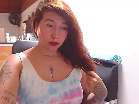 Snapshot of Antonia_Ferri chatting on April 2026 03:31:02 PM Antonia Ferri online show from April 2026 03:31:02 PM