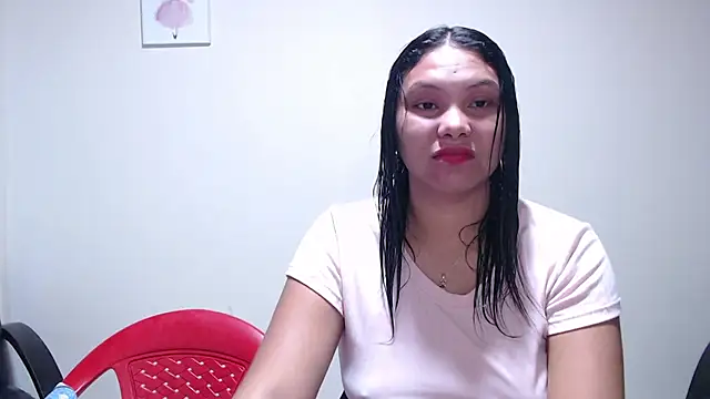 juliachannelhot online show from April 2026 10:40:01 PM