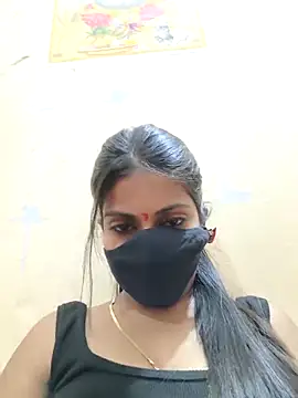 shreyaverma899 online show from April 2026 04:34:02 PM