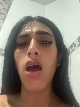 luna duque online show from May 2026 08:58:01 PM