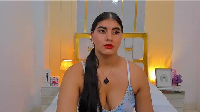 Snapshot of Alara_Keyy chatting on May 2026 12:41:02 AM Alara Keyy online show from May 2026 12:41:02 AM