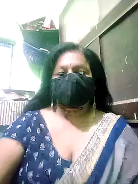 Snapshot of PINKI_024 chatting on April 2026 05:47:01 AM PINKI 024 online show from April 2026 05:47:01 AM