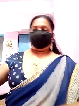 Snapshot of PINKI_024 chatting on April 2026 05:43:02 AM PINKI 024 online show from April 2026 05:43:02 AM