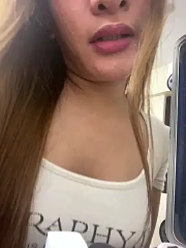 Louies-18 online show from April 2026 11:10:02 PM